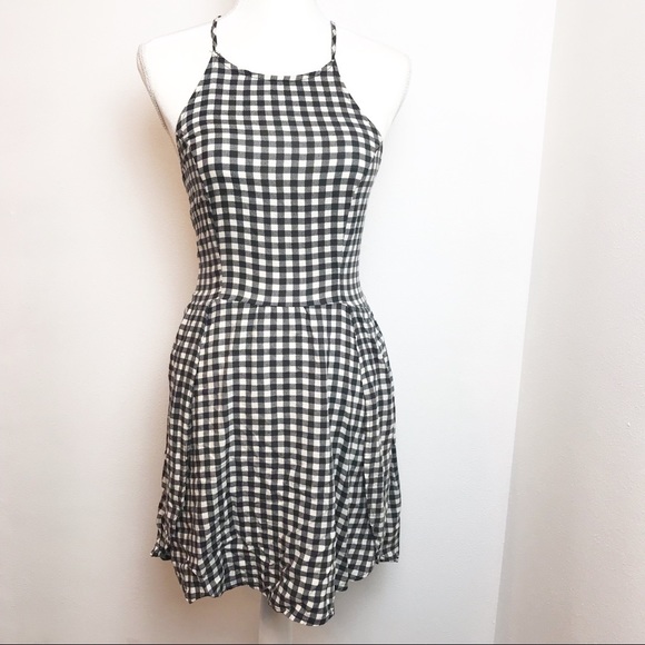 Abercrombie & Fitch Dresses & Skirts - Abercrombie & Fitch Black and White Gingham Dress